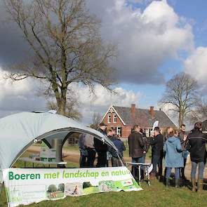 Aan deze demonstratie werkten mee: Waardevol Cultuurlandschap (WCL) Winterswijk, Loonbedrijf Huiskamp, Agrowin, Groeikracht en VKA (Vruchtbare Kringloop Achterhoek). Ook het weer was boven verwachting goed.