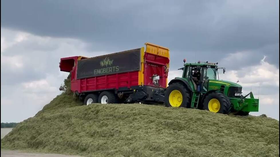 90 ha inkuilen bij Abbink Melkveehouderij in Vriezenveen