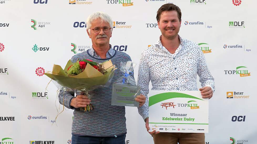 Marijn en Frans van Aart zijn de winnaars van de Topkuilcompetitie van 2021. Hun duidelijke visie op het graslandbeheer en inkuilmanagement gaven uiteindelijk de doorslag.