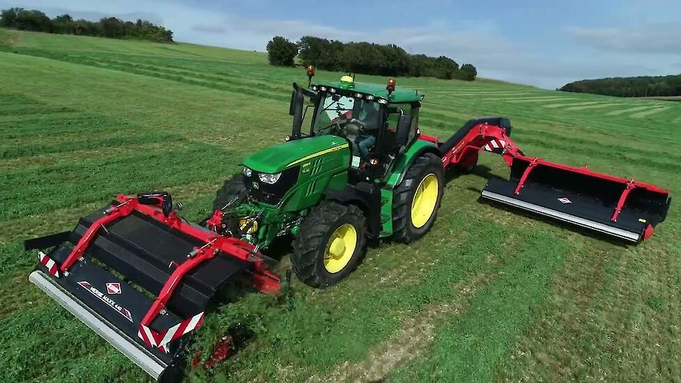 Kuhn  2020 21 NEW MERGE MAXX 440 F