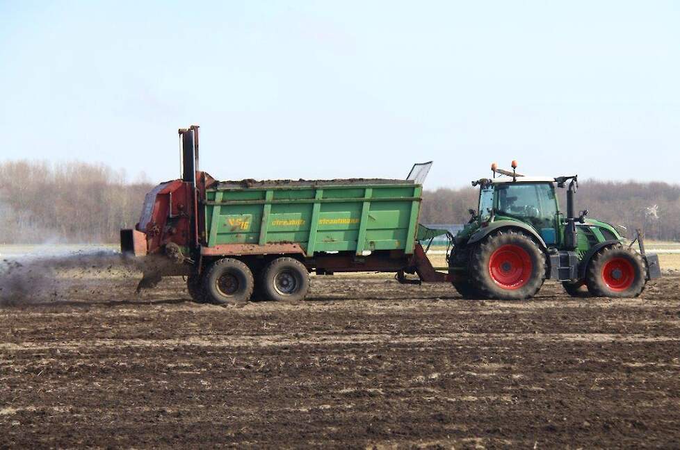 „Net als dat ons gft-afval weer in de vorm van compost op onze akkers komt, moet dat ook met onze mest gaan gebeuren."