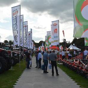 De vakbeurzen AgroTechniek Holland en GroenTechniek Holland trokken ruim 55.000 bezoekers. Beursdirecteur Willem Bierema spreekt dan ook van een succes. „In alle opzichten was deze combinatie van twee vakbeurzen heel geslaagd en veelbelovend voor de toeko