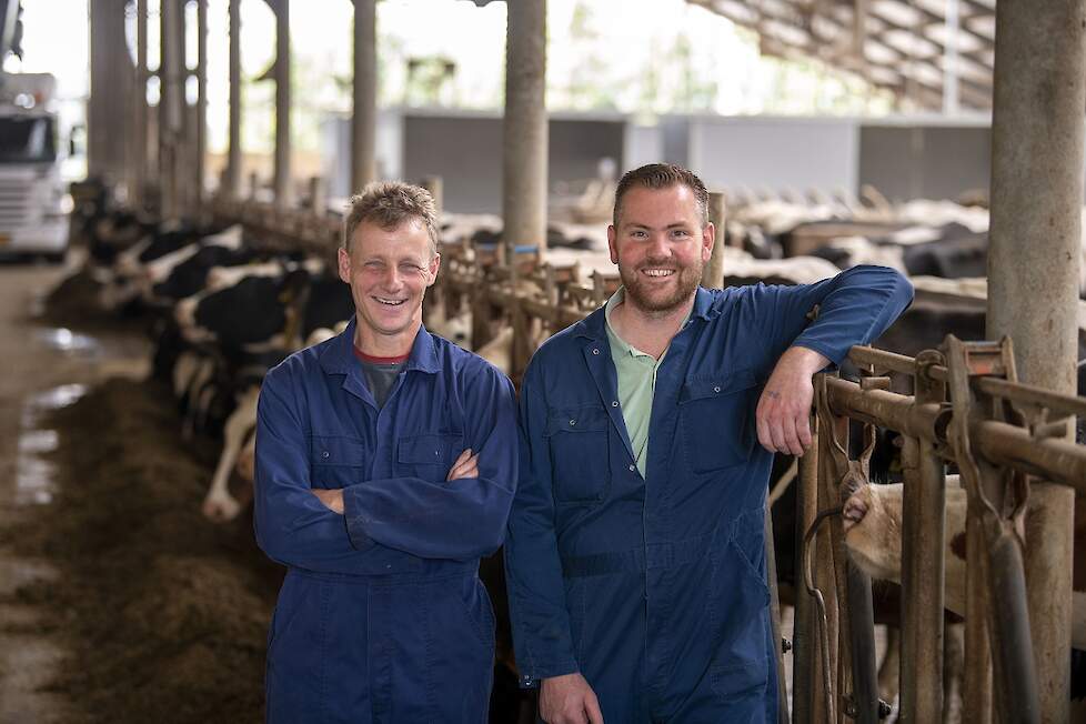 Marcel Rijkers (rechts) en Wouter Schouten zien wintertarwe als een ideale zetmeelteelt op de Groningse klei.