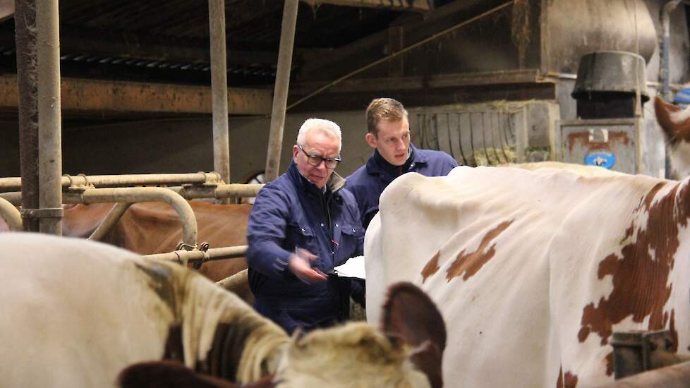 De inspecteurs beoordelen.