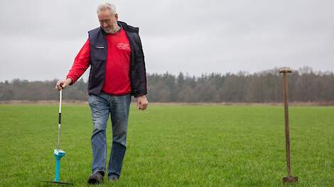 Melkveehouder Henk Kerkers verdient 40.000 euro met optimaal weiden