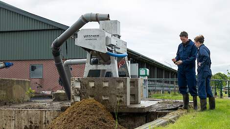 Video: Nieuwe ligboxenstal produceert drie gescheiden meststromen