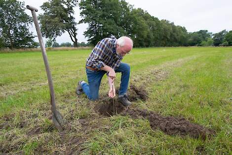 Melkveehouder Jan had praktisch advies nodig over een perceel dat natter was dan de rest.