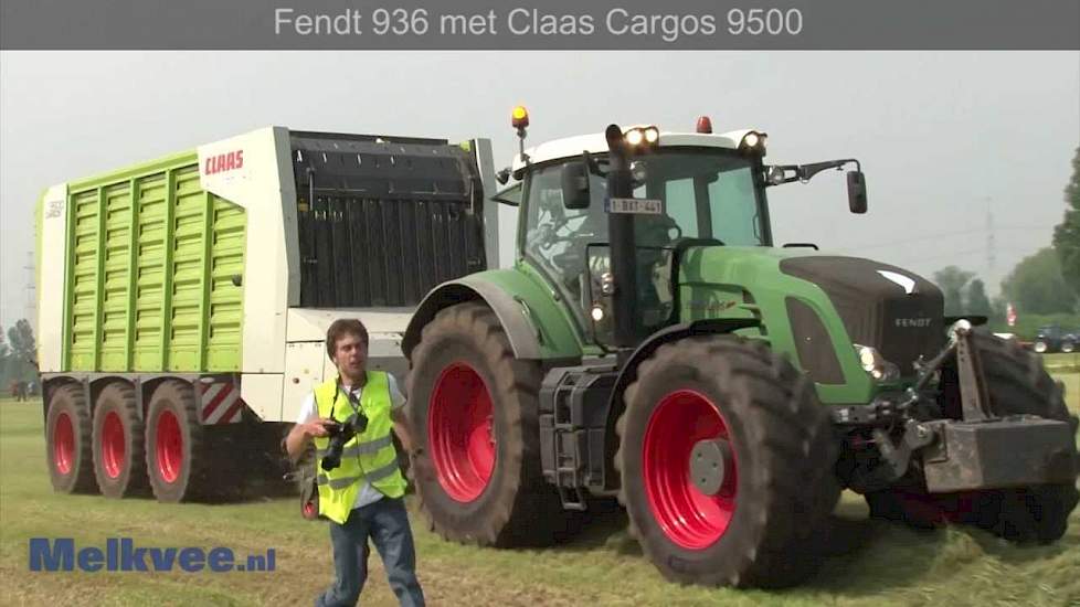 Demonstratie opraap- en dubbeldoelwagens - Graslanddemo 2012