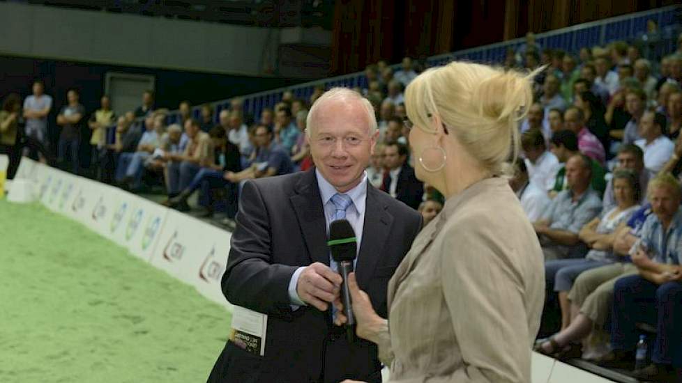 Jury Bennie Kampkuiper met speaker José Buijs.