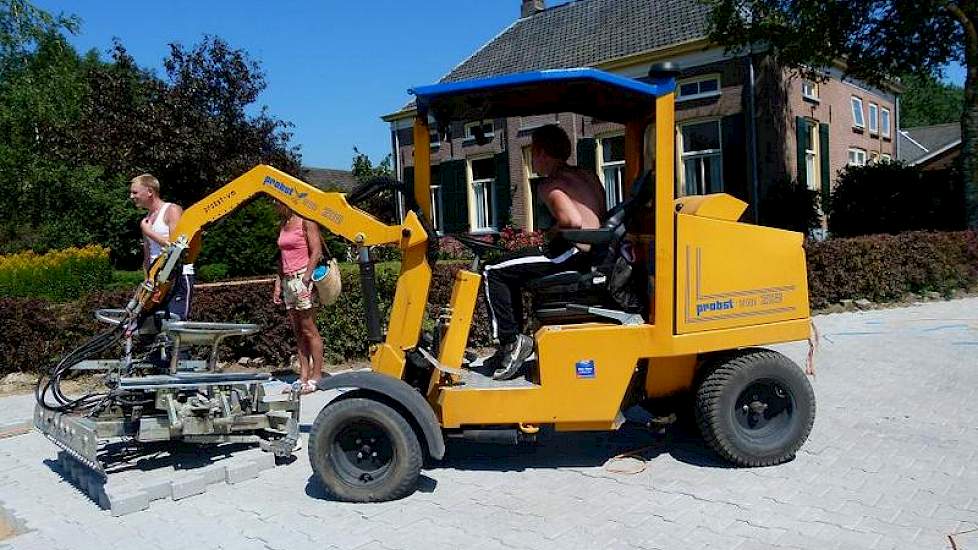 Ouderwets 'straten'is er niet meer bij.