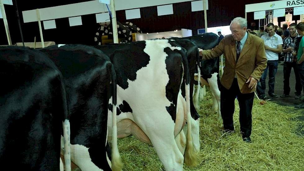 Kees van Velzen beoordeelt de groep van Newhouse Banker (Goldwyn x Mascol) en honoreert die met een 7,5.