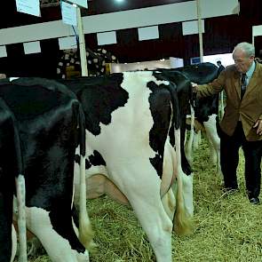 Kees van Velzen beoordeelt de groep van Newhouse Banker (Goldwyn x Mascol) en honoreert die met een 7,5.