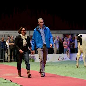 Pieter en Truus de Boer uit Stiens (Fr.) fokten 34 honderdtonners en 4 tientonners op hun 400 koeien tellende melkveebedrijf.