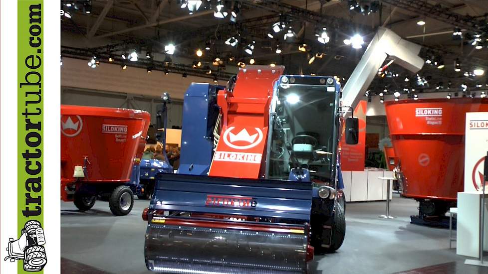 Agritechnica 2013: Der neue selbstfahrende Futtermischwagen SelfLine System 1000+ von SILOKING