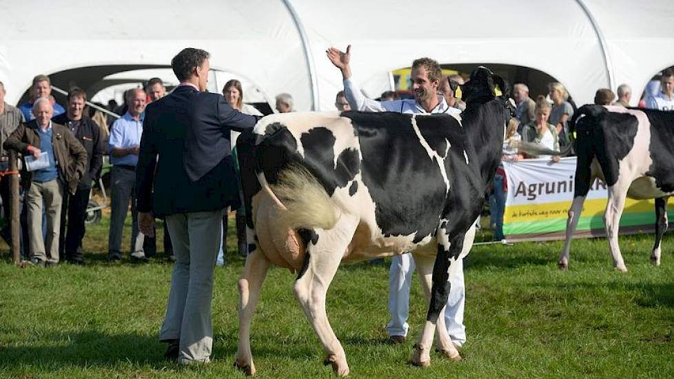 Eerder op de dag won Margriet 387 ook al het uierkampioenschap bij de vaarzen.