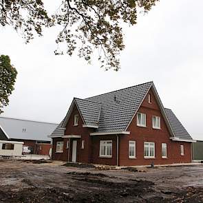 Dinsdag 28 oktober gaan de koeien over naar de nieuwe locatie. De familie zelf verhuist een paar dagen eerder.