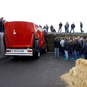 Volgens Kleverkamp is één van de voordelen van een zelfrijder dat de machine dicht bij het kuilvlak laadt, waardoor er minimale verliezen optreden.