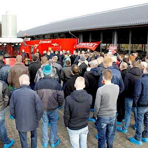 Ruim 150 belangstellenden kwamen op de demonstratie af.