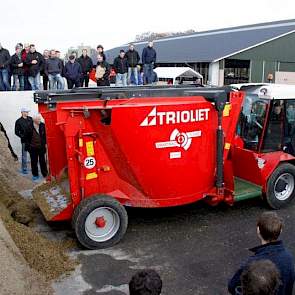 Naast de Triotrac demonstreerde het bedrijf ook de Smartrac. Dit is een zelfrijder die bedoeld is voor middelgrote bedrijven tot ongeveer 150 GVE.