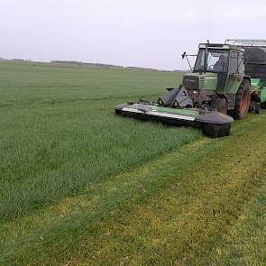 Met de Pasture Reader is het mogelijk om drogestofopbrengsten van het land direct tijdens het maaien te meten. Het is een grasmeetsysteem bedoeld om het graslandmanagement naar een hoger niveau te tillen.