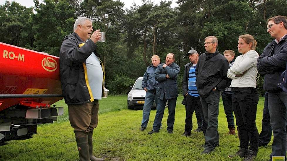 Ook was er aandacht voor de teelt  van gras en maïs op de demovelden. Bezoekers lieten zich informeren op het gebied van grasmengsels, voorjaarsbewerkingen doorzaaien en gewenste zomerbemesting.