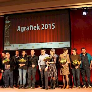 Op de professionele dag van Agribex worden traditioneel ook de Agrafiek-Awards 2015, de winnaars van de Oscars voor de Belgische landbouwsector, bekendgemaakt. In de categorie Melkveebedrijf ging de prijs deze keer naar de Bart Vanderstraeten uit Merchtem