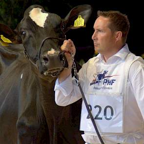 In de laatste middenklasserubriek was er bijna weer succes voor de familie Bons. Ella 192 (Seaver x Mailing) eindigde op de derde plaats, alleen de 1A en 1B drongen door tot de finale.