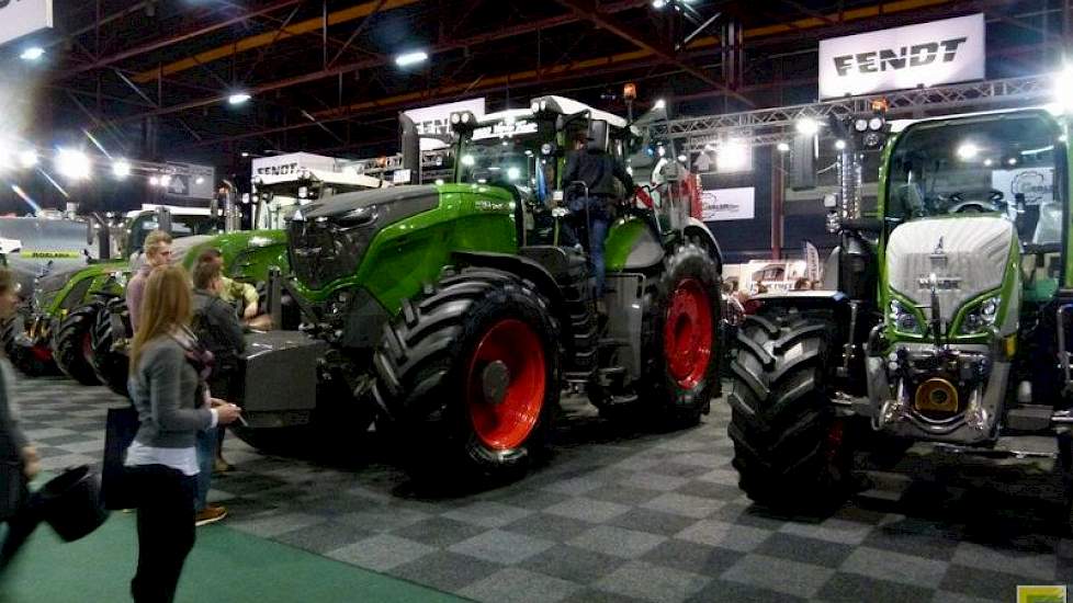 Machineliefhebbers komen op de beurs helemaal aan hun trekken. Fendt heeft voor de gelegenheid haar grootste trekpaard van stal gehaald, de 1000-serie. Het type wat ze tonen is voor het eerst in Nederland te bewonderen.