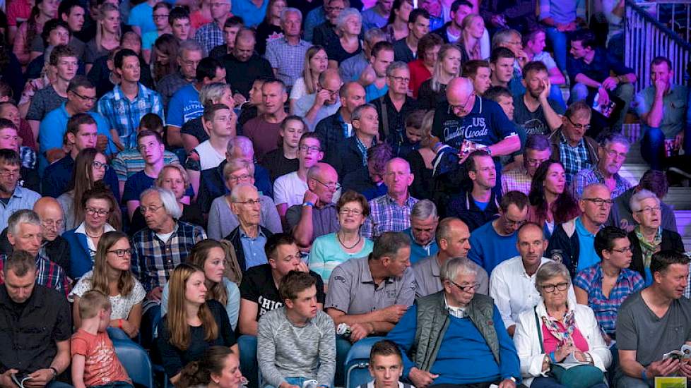 De tribunes waren goed gevuld in Zwolle.