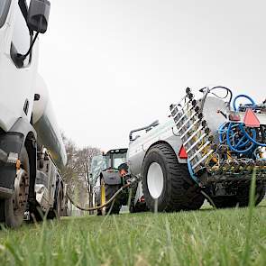 Bij het vergisten van het rioolslib ontstaat ammoniak, dat door een luchtwasser wordt afgevangen. Daarbij ontstaat zwavelstikstof, dat wordt samengevoegd met kaliumstikstof uit verwerkt drijfmest tot de nieuwe meststof.