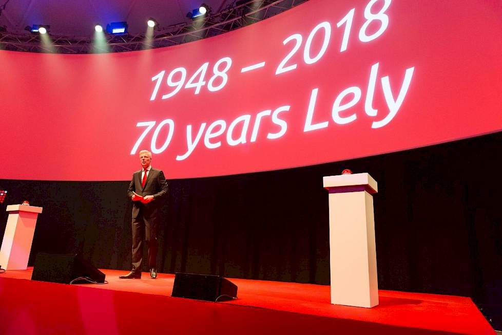 Alexander van der Lely presenteert de visie van Lely op de 'Boerderij van de toekomst' tijdens de Lely Future Farm Days 2018