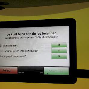 De trekkersimulator kan ook op beurzen staan en het is goed mogelijk dat ook dealers er hun klanten, akkerbouwers of wie dan ook, in wegwijs kunnen maken.